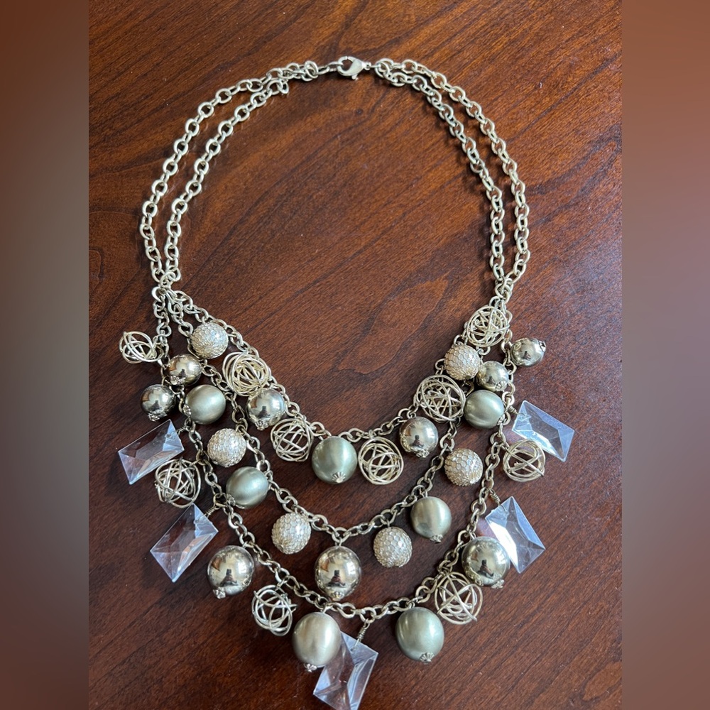 Layered Women’s Necklace in Gold color. Statement piece!